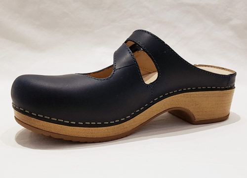 dansko brittany mule