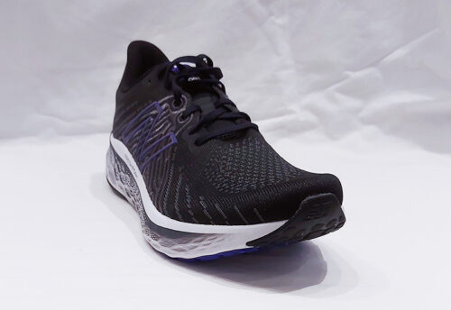 New Balance VONGO MVNGOBW5 Black White - Soles in Motion Athletic